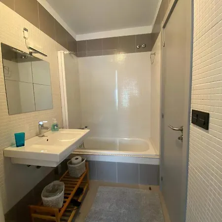 Apartman Penthouse With Terrace And Views Near Oza's *