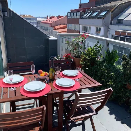 Penthouse With Terrace And Views Near Oza's Beach Apartment
