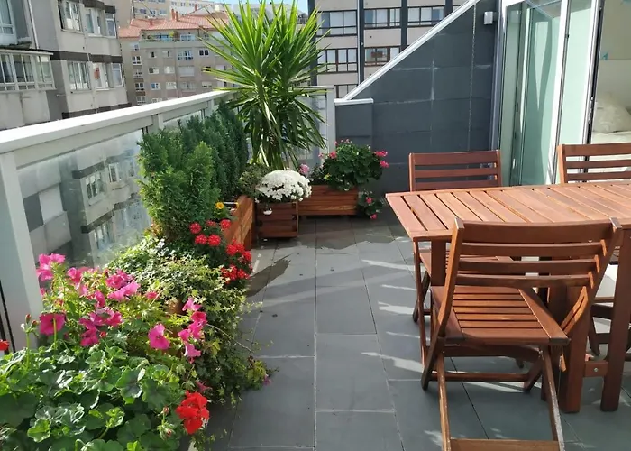 Penthouse With Terrace And Views Near Oza's Apartamento