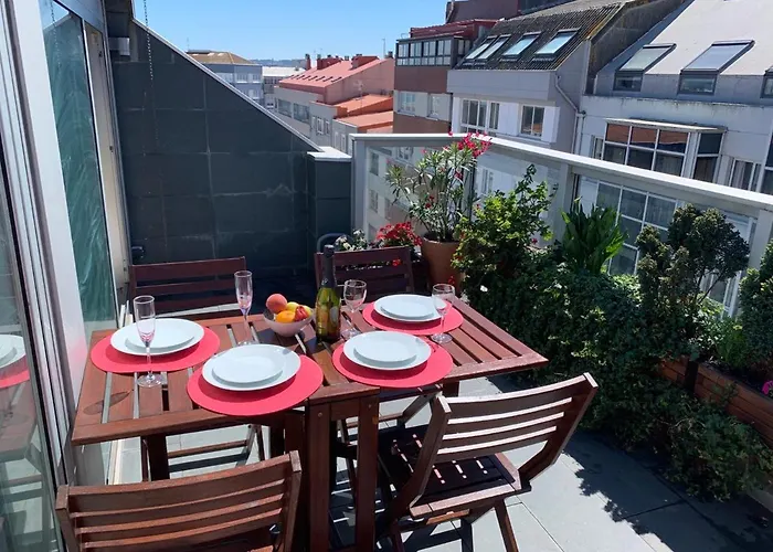 Penthouse With Terrace And Views Near Oza's Apartamento